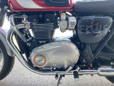 Triumph Bonneville T120 2024