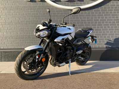 Triumph Street Triple R 2024
