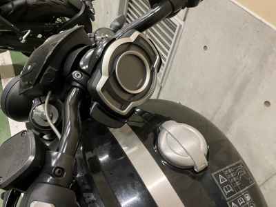 Triumph Rocket III 2022