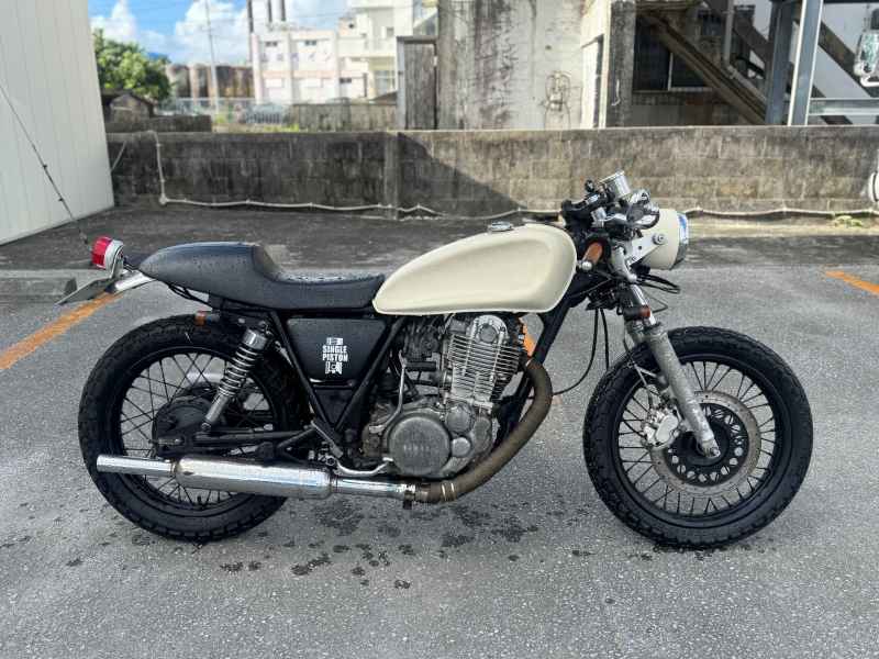 Yamaha SR400 2006
