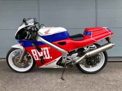 Honda VFR400R 1989