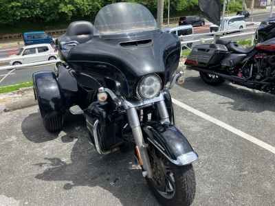 Harley-Davidson Electra Glide FLHTCU103 Trike 2014