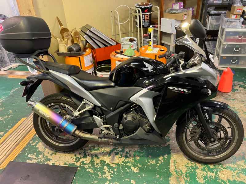 Honda CBR250R 2011