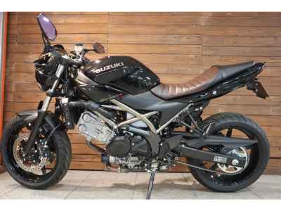 Suzuki SV650X 2022