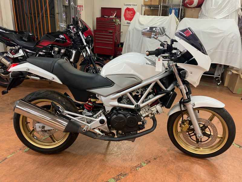 Honda VTR250 2011