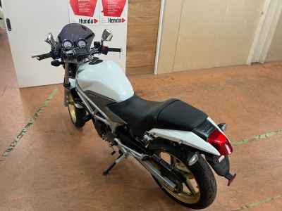 Honda VTR250 2011