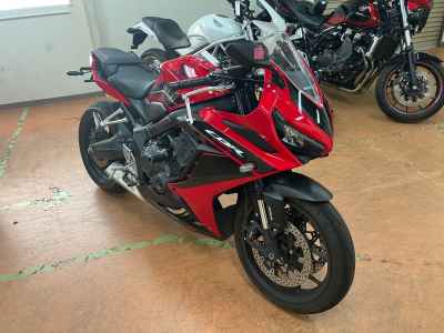 Honda CBR650R 2023