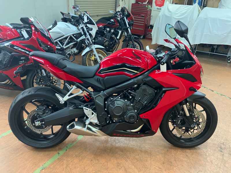 Honda CBR650R 2024