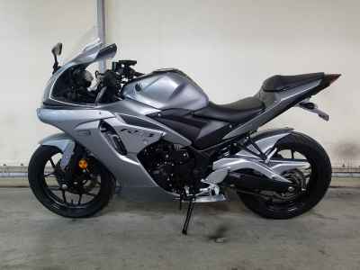 Yamaha YZF-R3 2016