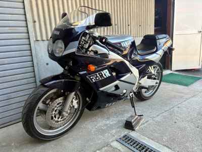Yamaha FZR250R 1989