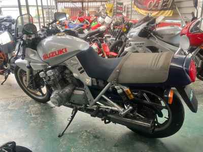 Suzuki GSX750S Katana 1982