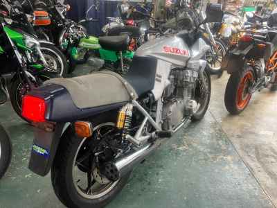 Suzuki GSX750S Katana 1982
