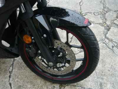 Yamaha YZF-R25 2015