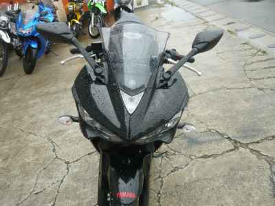 Yamaha YZF-R25 2015