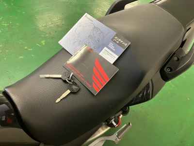 Honda CB400SFV 2021
