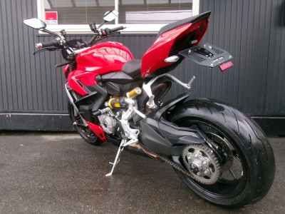 Ducati Streetfighter V2 2022