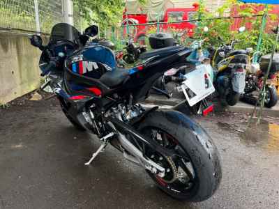 BMW M1000RR 2023