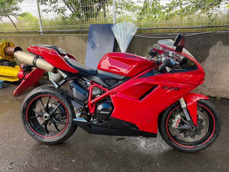 Ducati 848 Evo 2011
