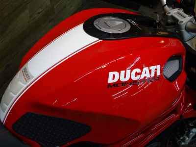 Ducati Monster 1100 2012