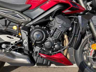 Triumph Street Triple 2024