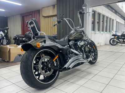 Harley-Davidson Breakout FXSB1580 2015