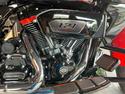 Harley-Davidson Road Glide FLTRXSE1923 CVO 2025