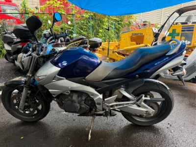 Suzuki GSR400 2008