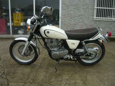 Yamaha SR400 2013