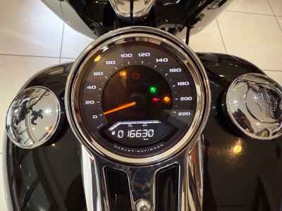 Harley-Davidson Fat Boy FLFBS114 2021