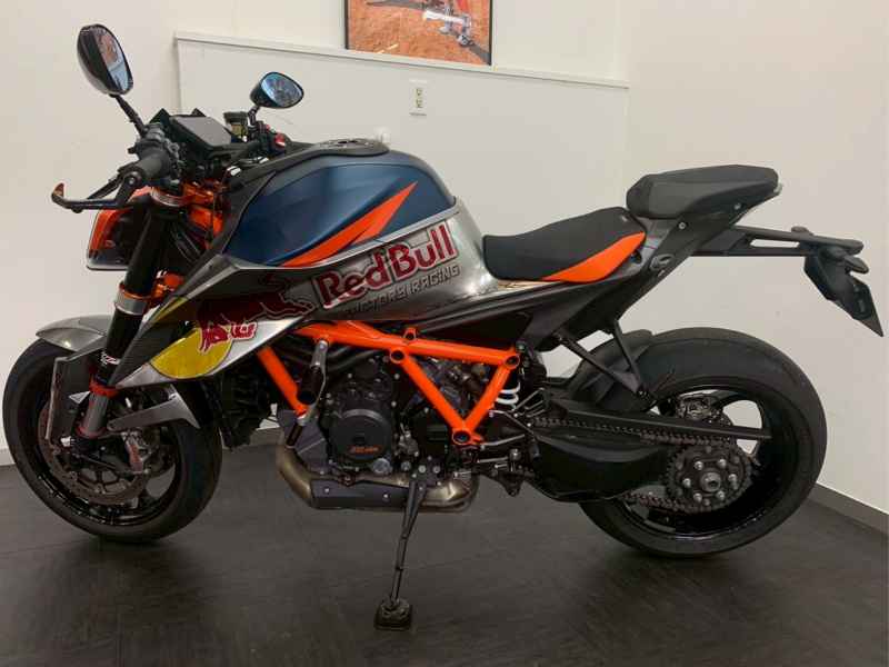 KTM 1290 Super Duke R 2021