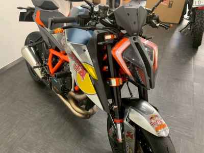 KTM 1290 Super Duke R 2021