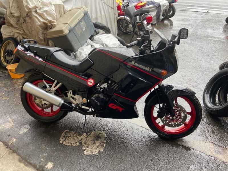 Kawasaki GPZ250R 1987