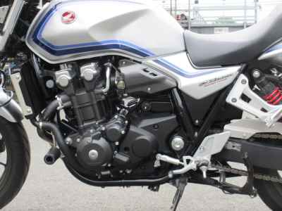 Honda CB1300SF 2024