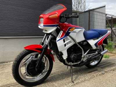 Honda MVX250F 1983