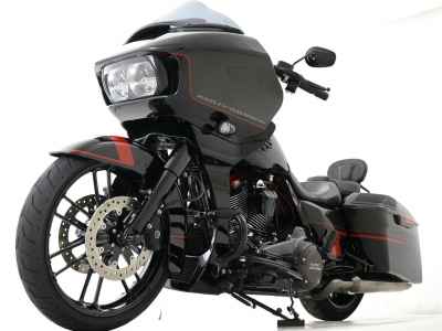 Harley-Davidson Road Glide FLTRXSE1923 CVO 2018