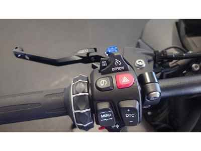 BMW M1000R 2025