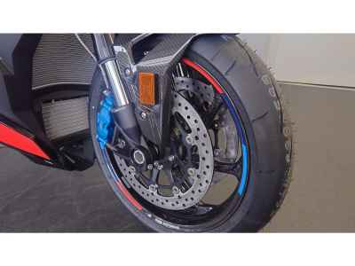 BMW M1000R 2025