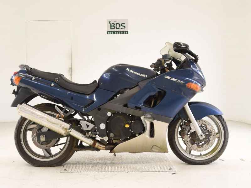 Kawasaki ZZR400 2005