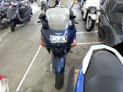 Kawasaki ZZR400 2005