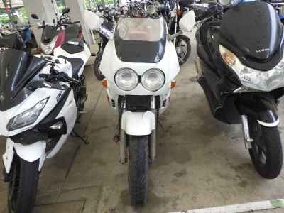 Yamaha FZR400 1986