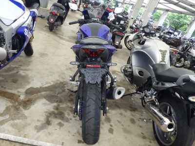 Yamaha YZF-R25 2022