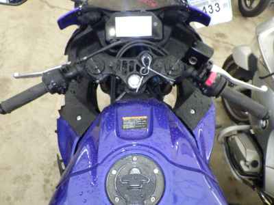 Yamaha YZF-R25 2022