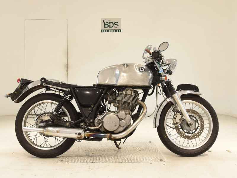 Yamaha SR400 2001