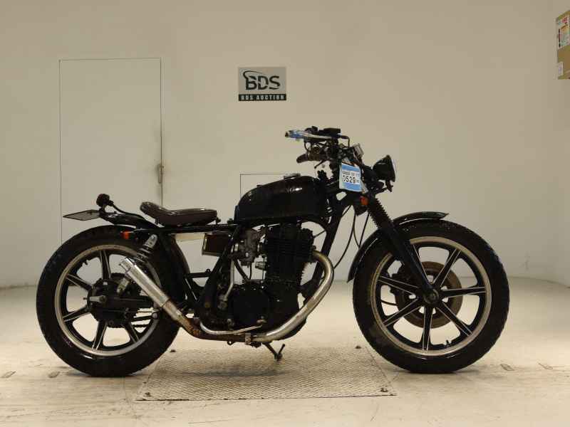 Yamaha SR400 1983