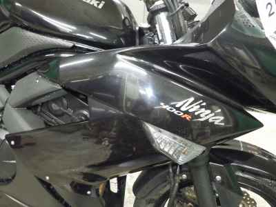 Kawasaki Ninja 400R 2011