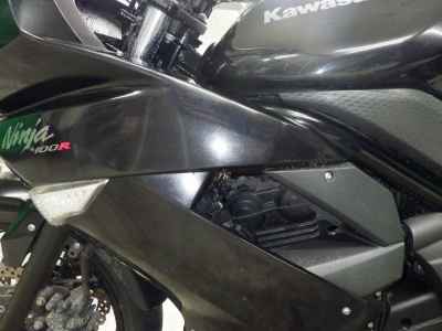 Kawasaki Ninja 400R 2011