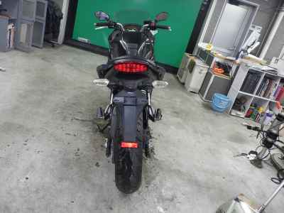 Kawasaki Ninja 400R 2011