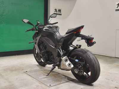 Kawasaki Z1000 2021