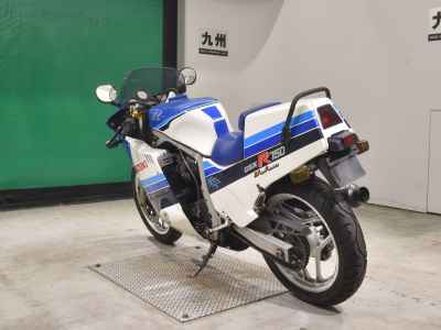 Suzuki GSX-R750 1986
