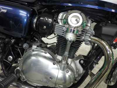 Kawasaki W800 2021